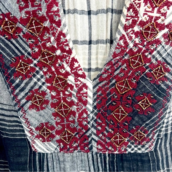 Anthropologie Floreat Plaid Floral Embroidered Flannel Tunic Blouse Shirt XS - Picture 8 of 13